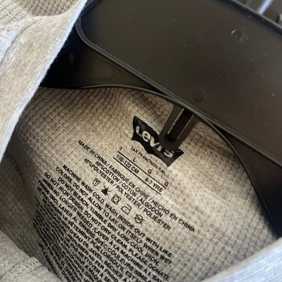 Boys Grey Levi's Waffle Thermal Long Sleeve Tee NWT - Picture 4 of 5